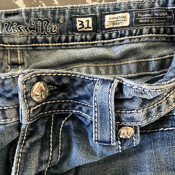 Miss Me Blue Signature Boot Jeans 31" X 32.5" Low Rise Cotton Denim. - Picture 10 of 10